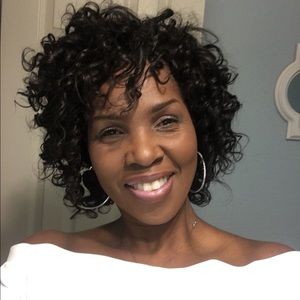 Meet your Posher, Carol